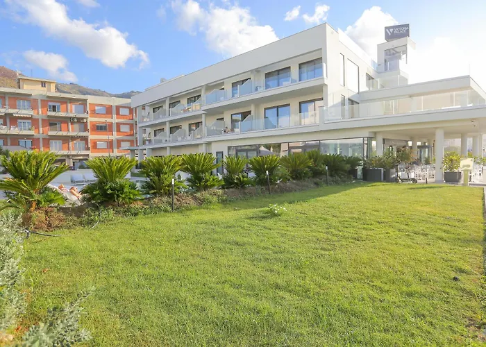 Victoria Palace Cefalu